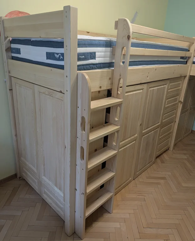 Високо легло комплект за детска стая